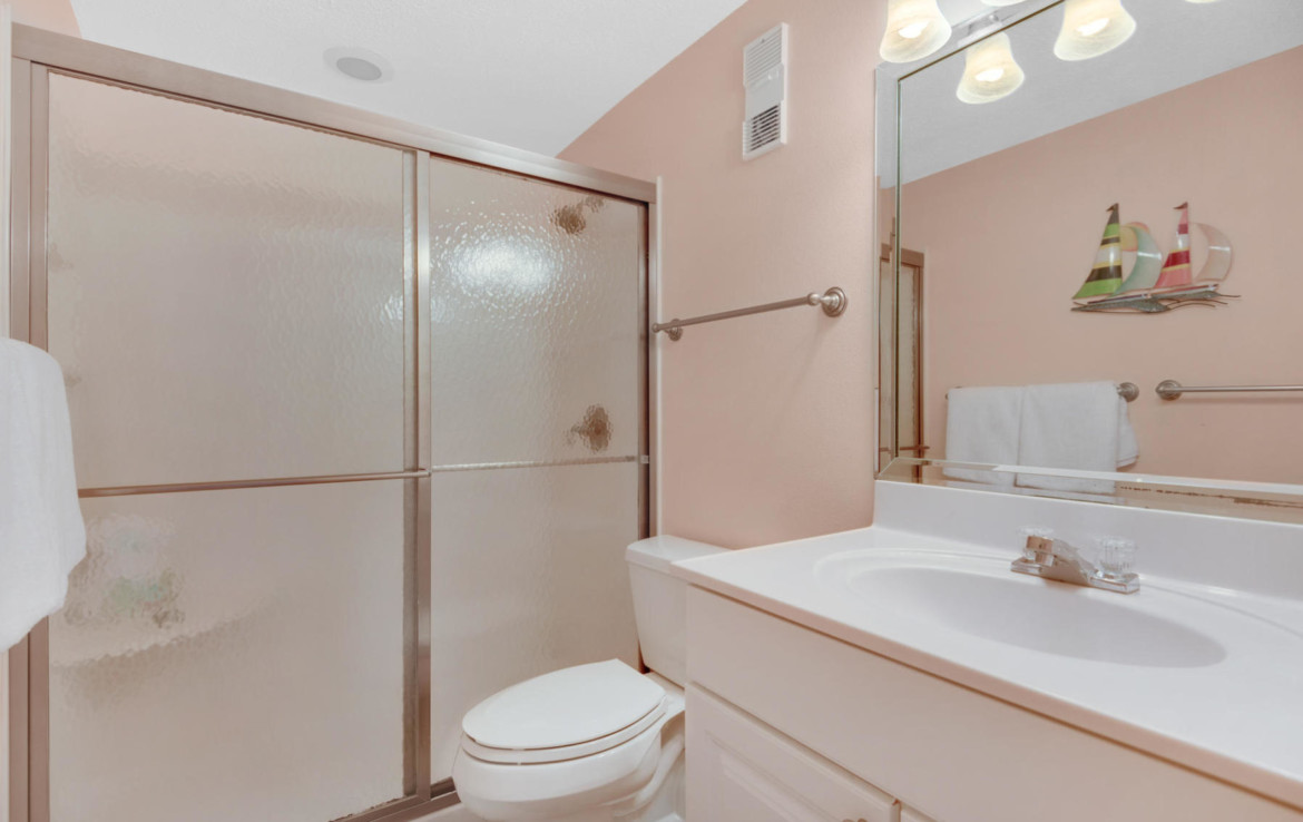 15-Silver-Dunes-Unit-6-Destin-FL-Bathroom