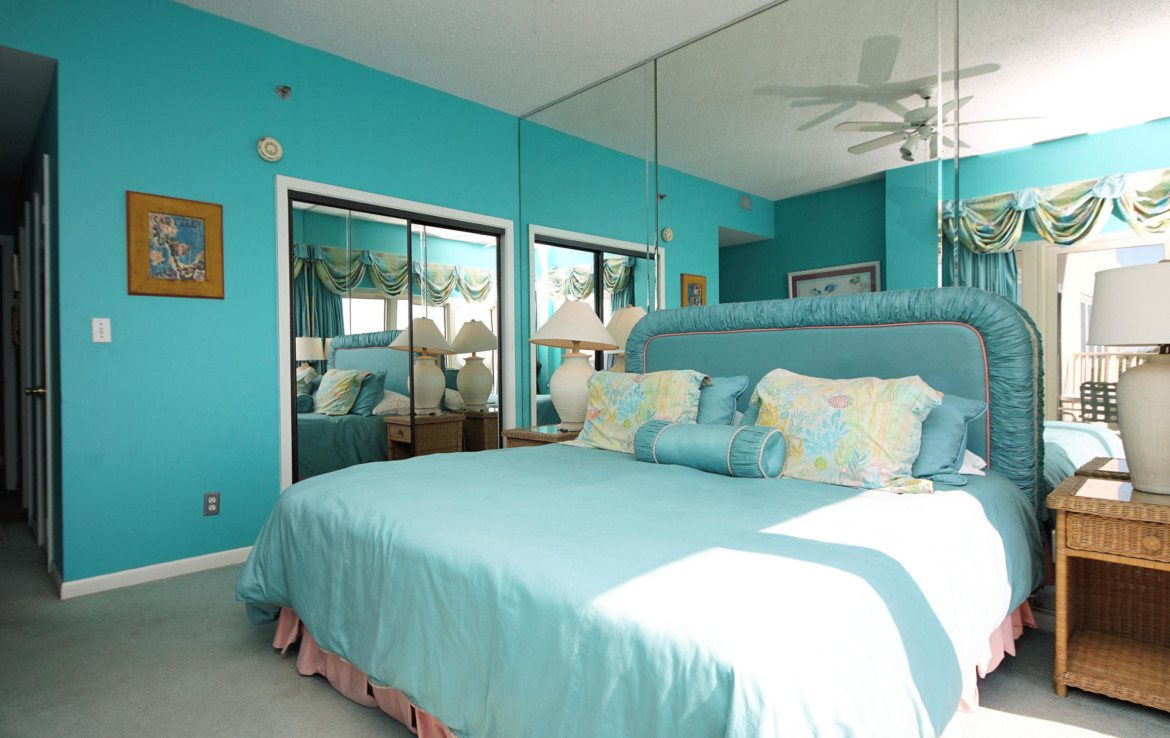 21-TOPS'L-Beach-Manor-Unit-C-308-Bedroom