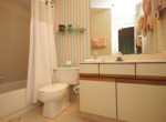 27-TOPS'L-Beach-Manor-Unit-C-308-Bathroom