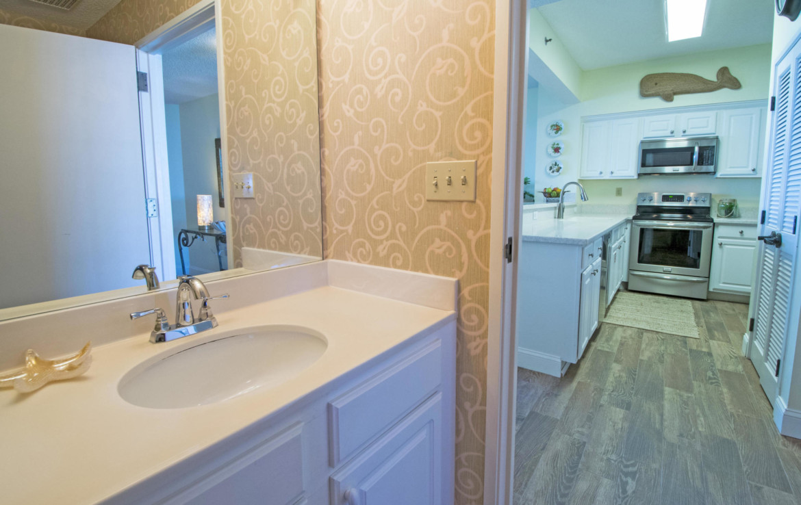 9-Tides-at-TOPSL-Unit-909-Bathroom-Kitchen