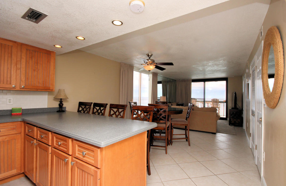 15-SunDestin-Unit-1501-Kitchen-Dining-Living