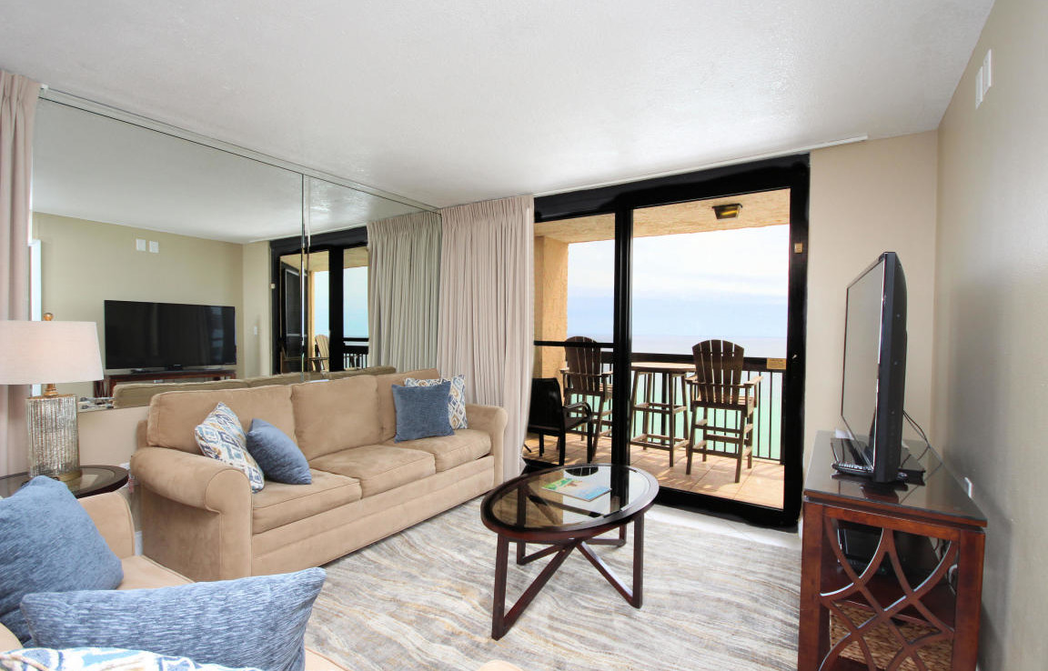 7-SunDestin-Unit-1501-Living